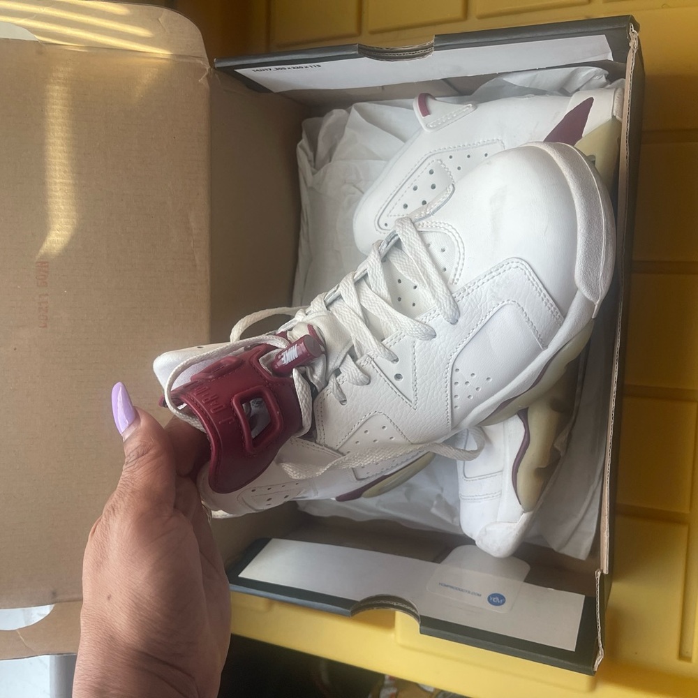 Air Jordan Retro 6